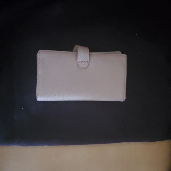 Matthew and Julian  beige EUC satchel purse AND Wallet. - Picture 7 of 8